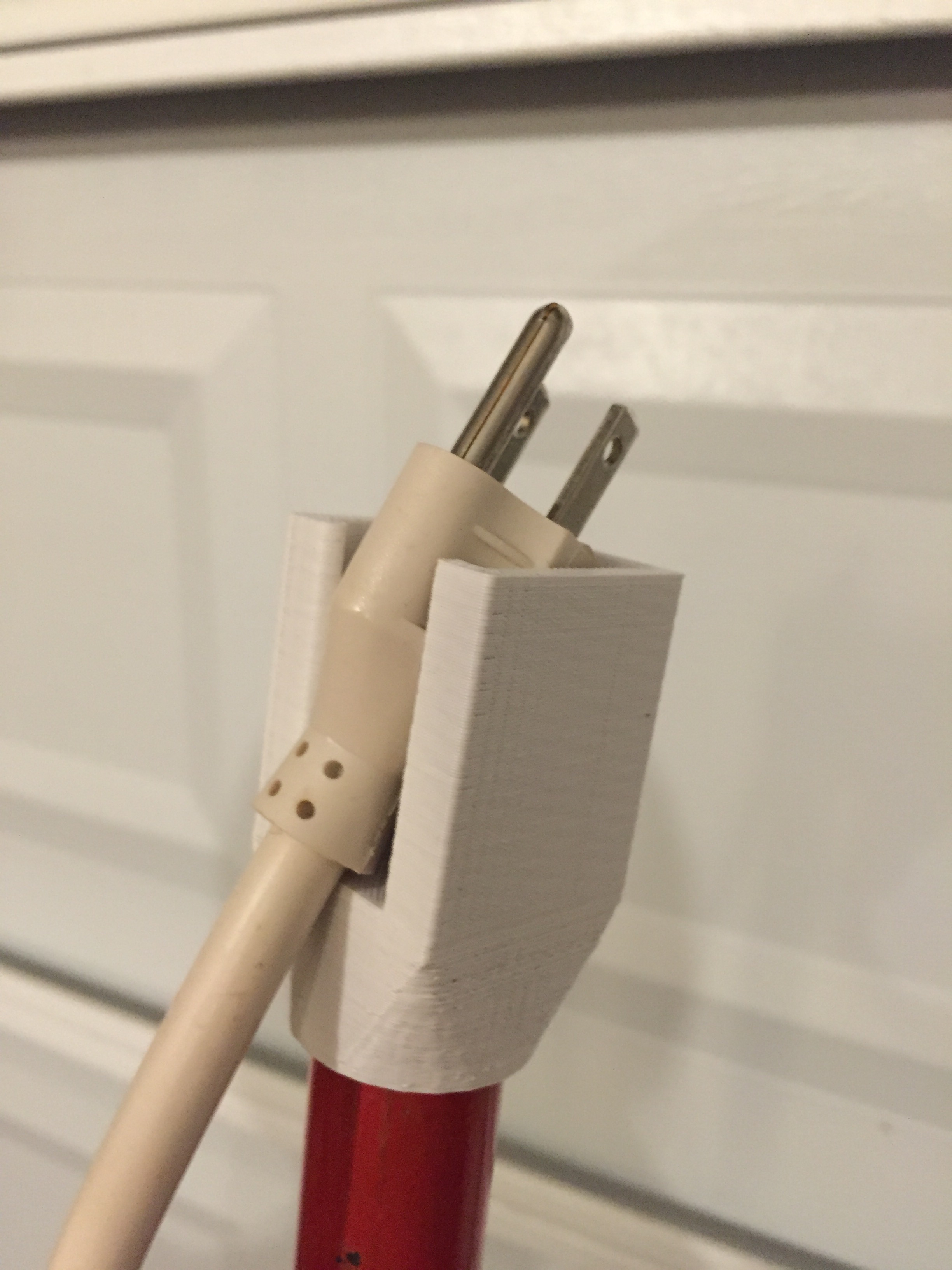 Pole Plug Helper
