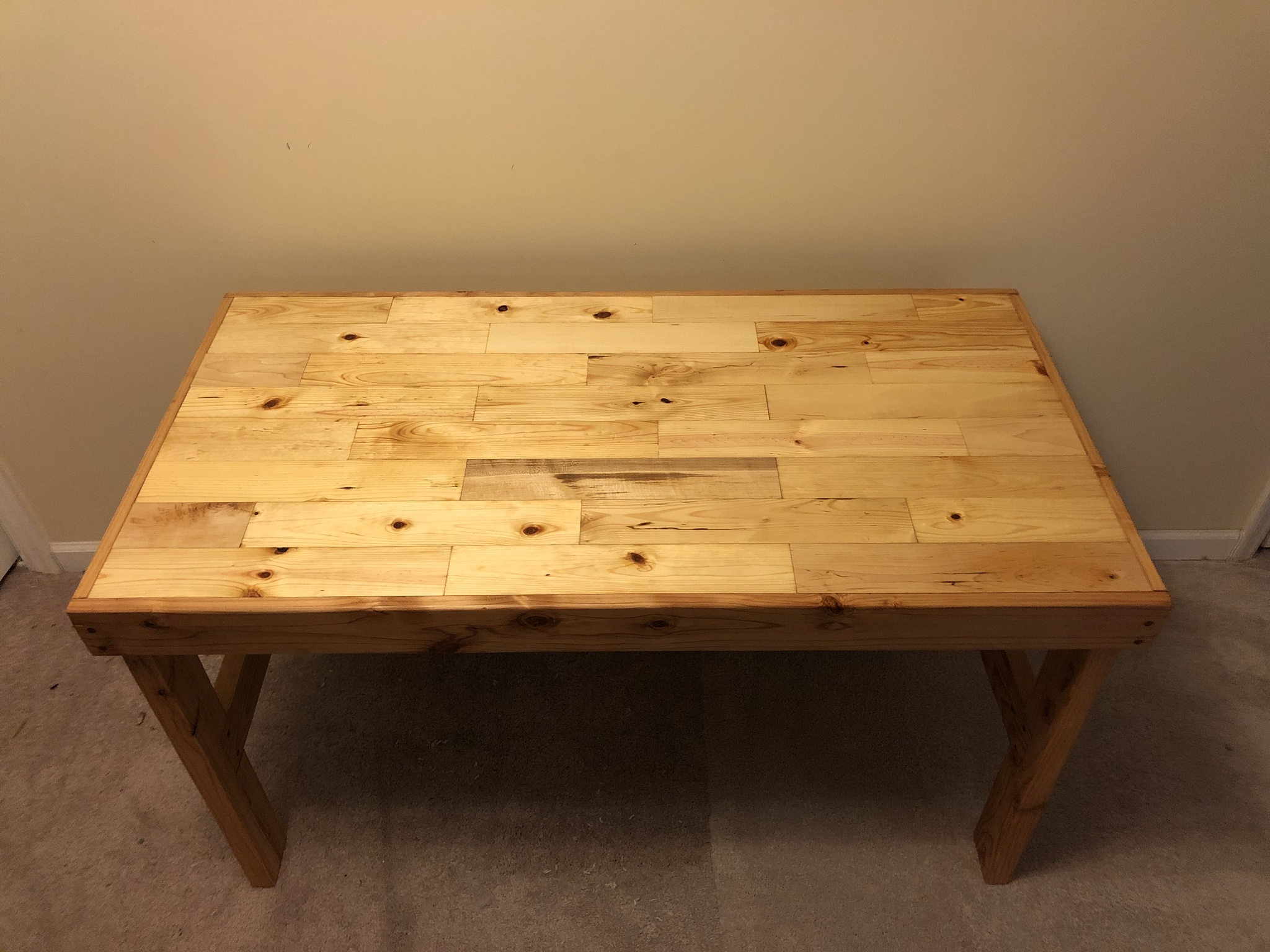 Desktable